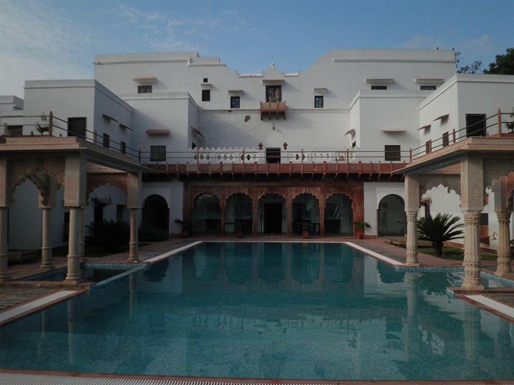 Chandra Mahal Haveli Luhāru Buitenkant foto