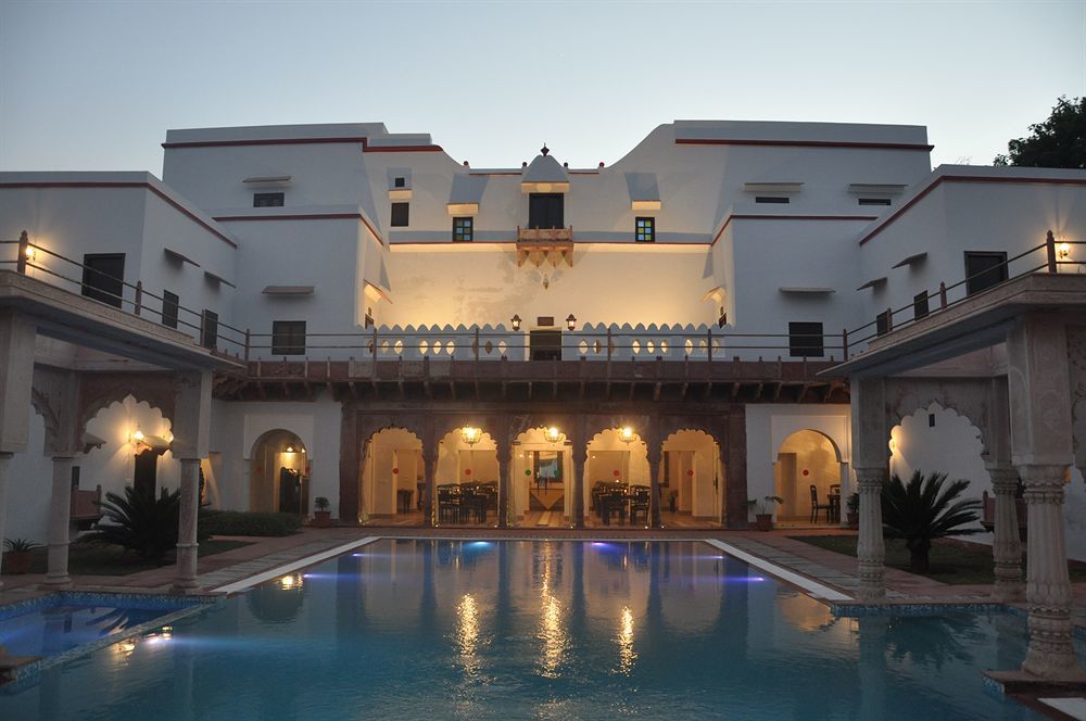 Chandra Mahal Haveli Luhāru Buitenkant foto
